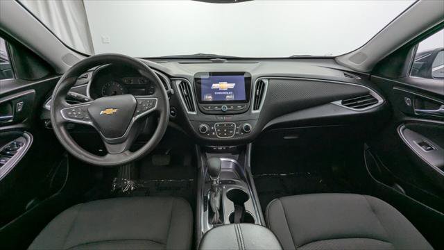 Used 2025 Chevrolet Malibu LT FWD image 26