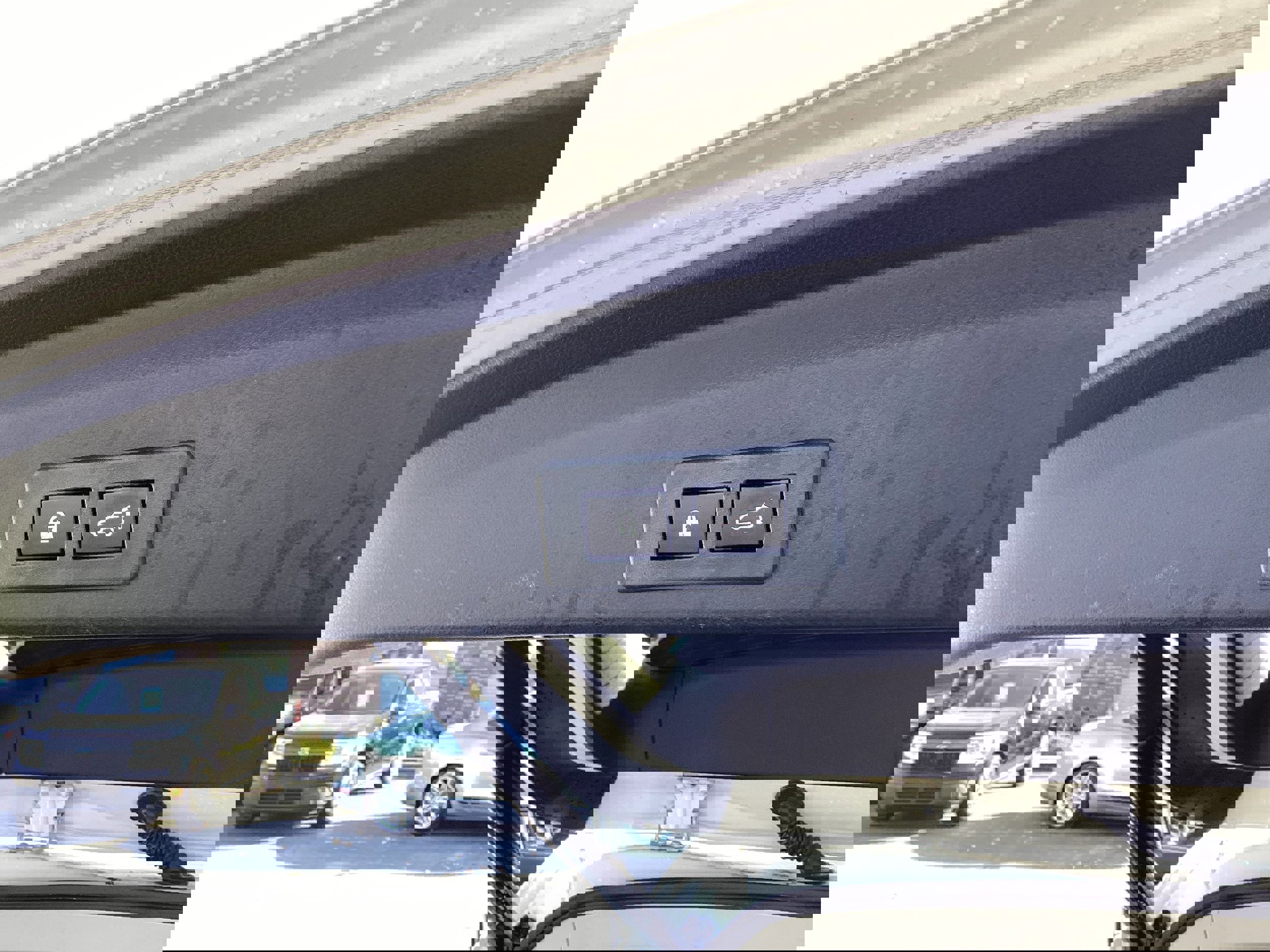 Used 2022 Subaru Ascent Limited w/ Technology Package image 16