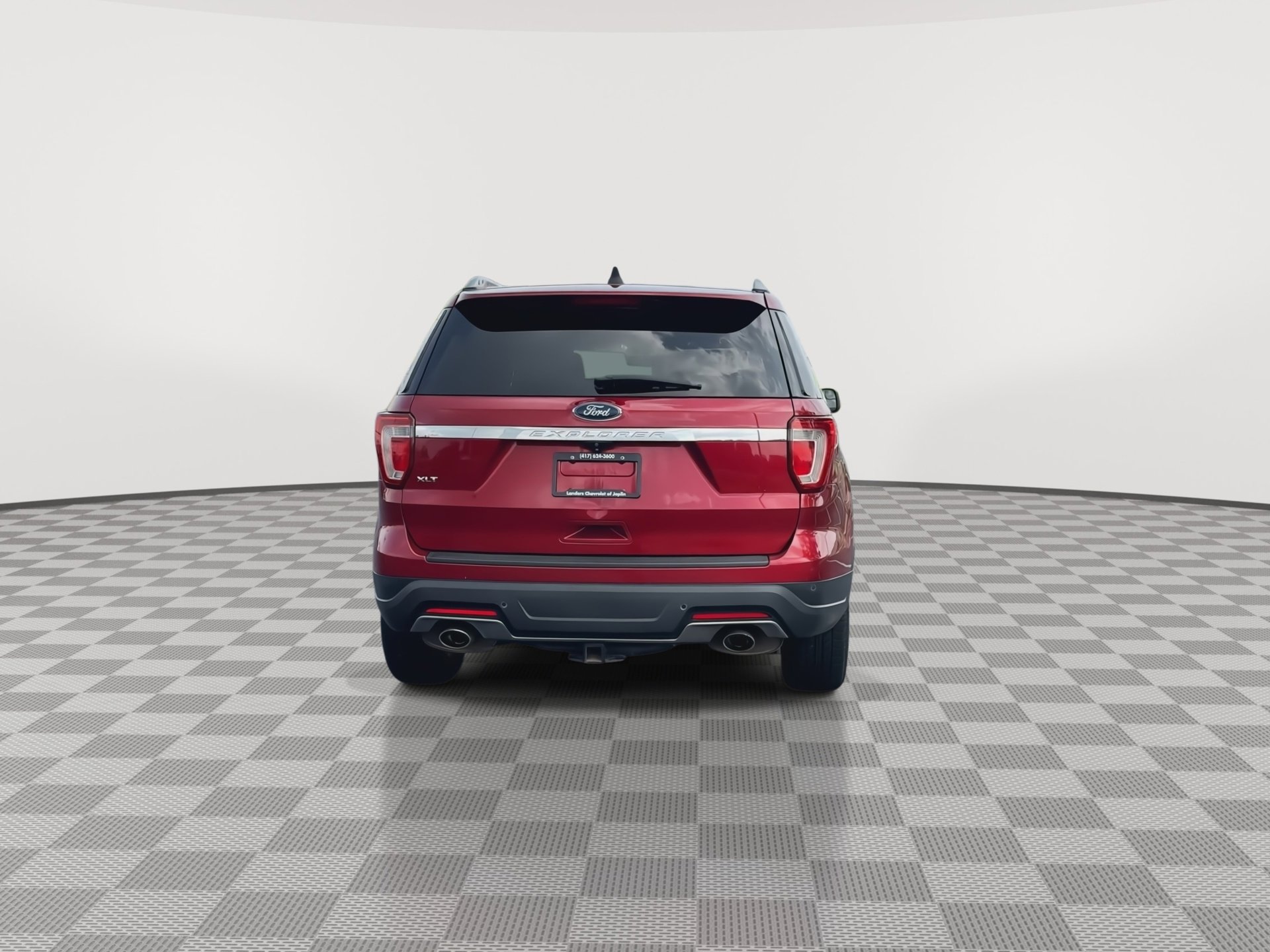 Used 2018 Ford Explorer XLT FWD image 7