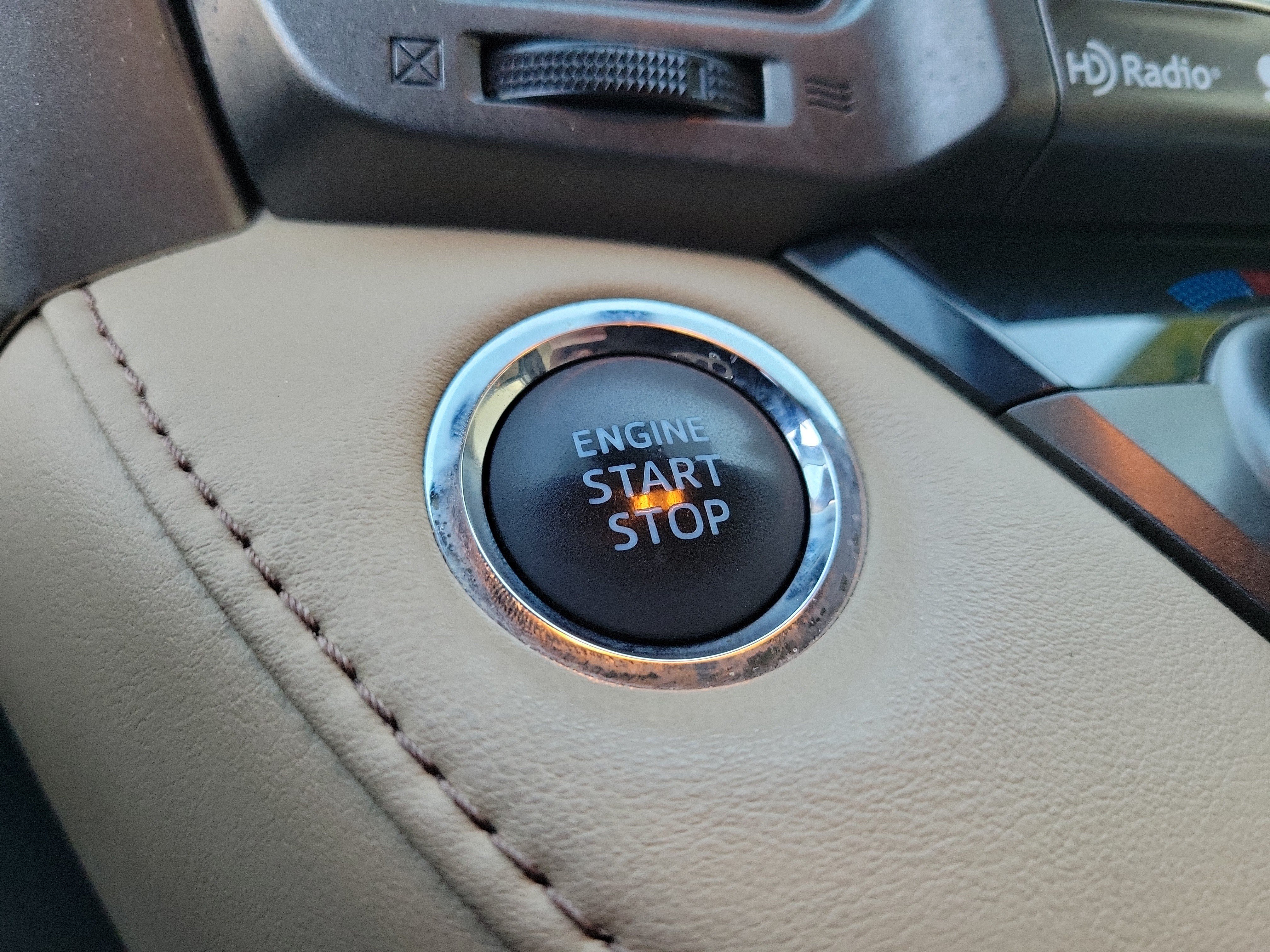 Used 2014 Toyota RAV4 Limited FWD image 20