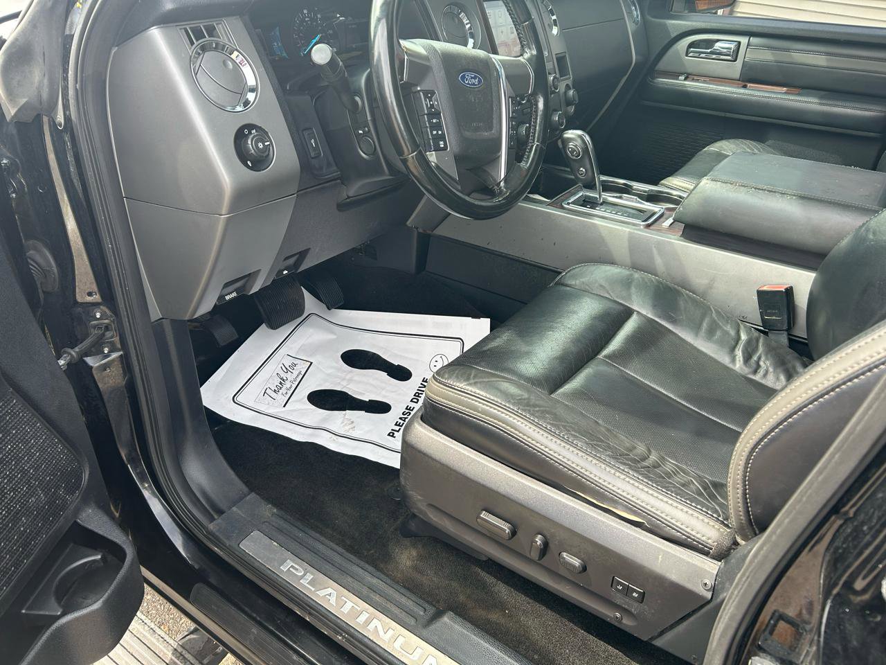 Used 2017 Ford Expedition EL Platinum AWD/4WD image 10