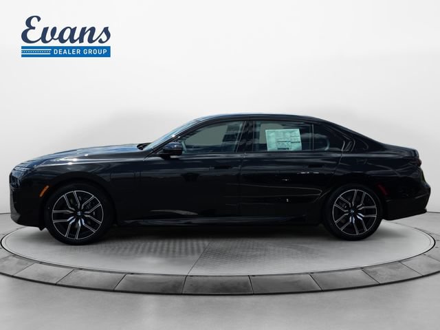 New 2026 BMW 750e xDrive AWD/4WD image 2