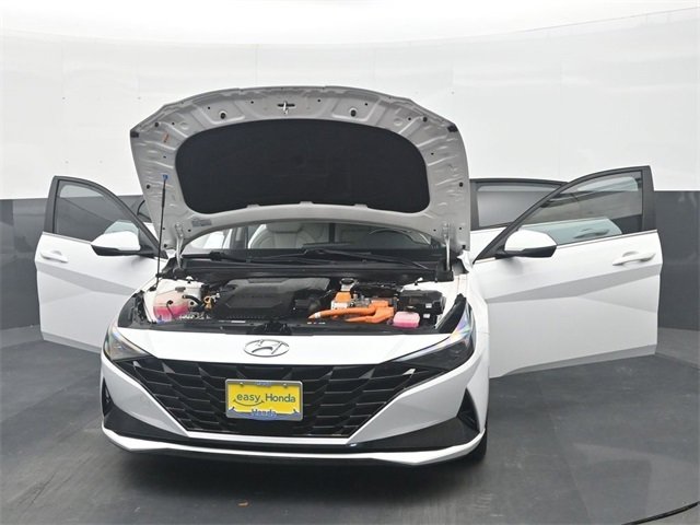Used 2023 Hyundai Elantra Limited w/ Cargo Package image 37
