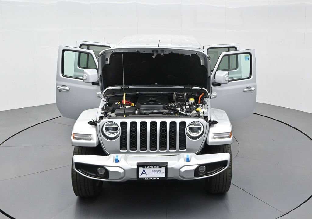 Used 2022 Jeep Wrangler Unlimited Sahara image 40