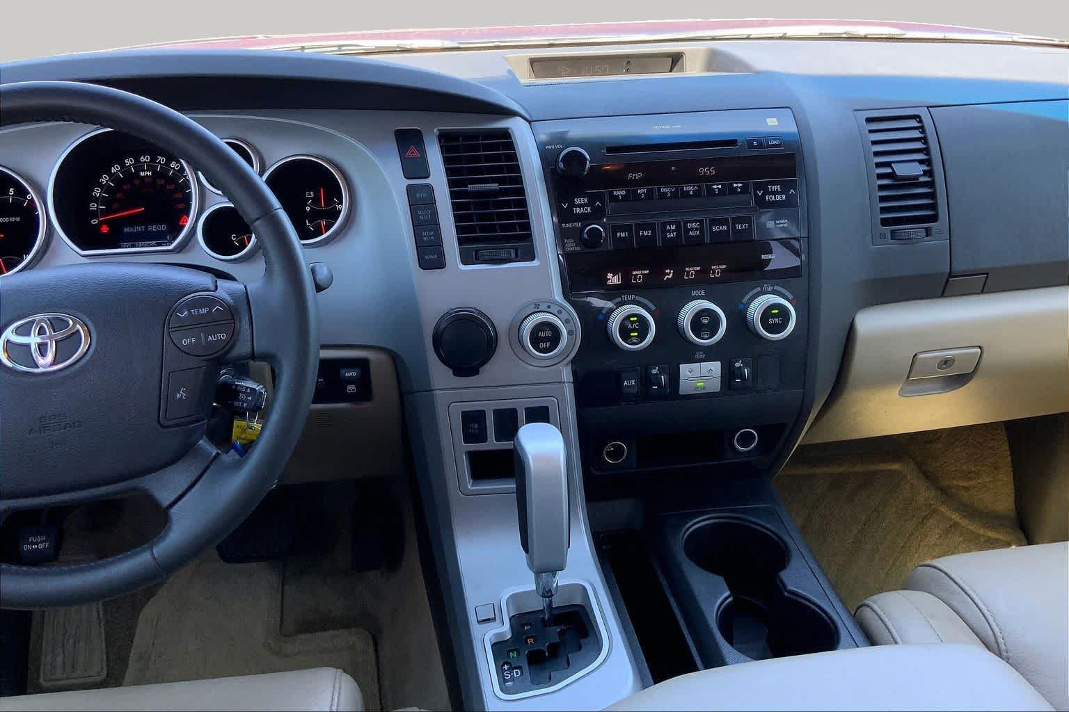 Used 2008 Toyota Sequoia Limited RWD image 6