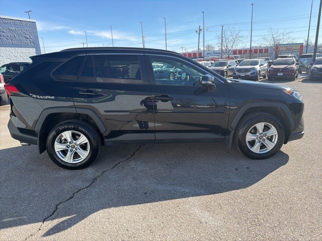 Used 2020 Toyota RAV4 XLE w/ All Weather Liner Package image 6