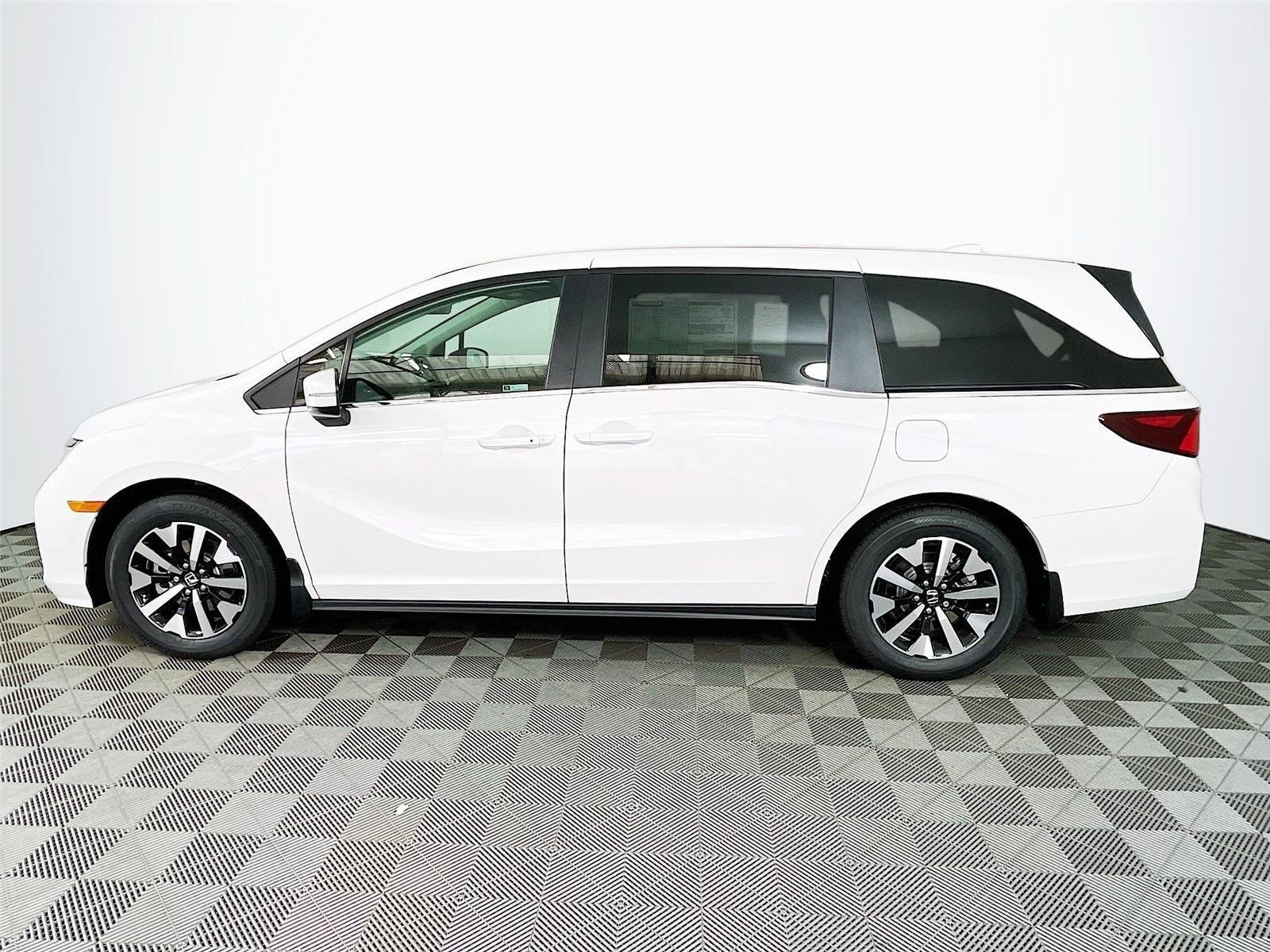New 2026 Honda Odyssey EX-L image 4