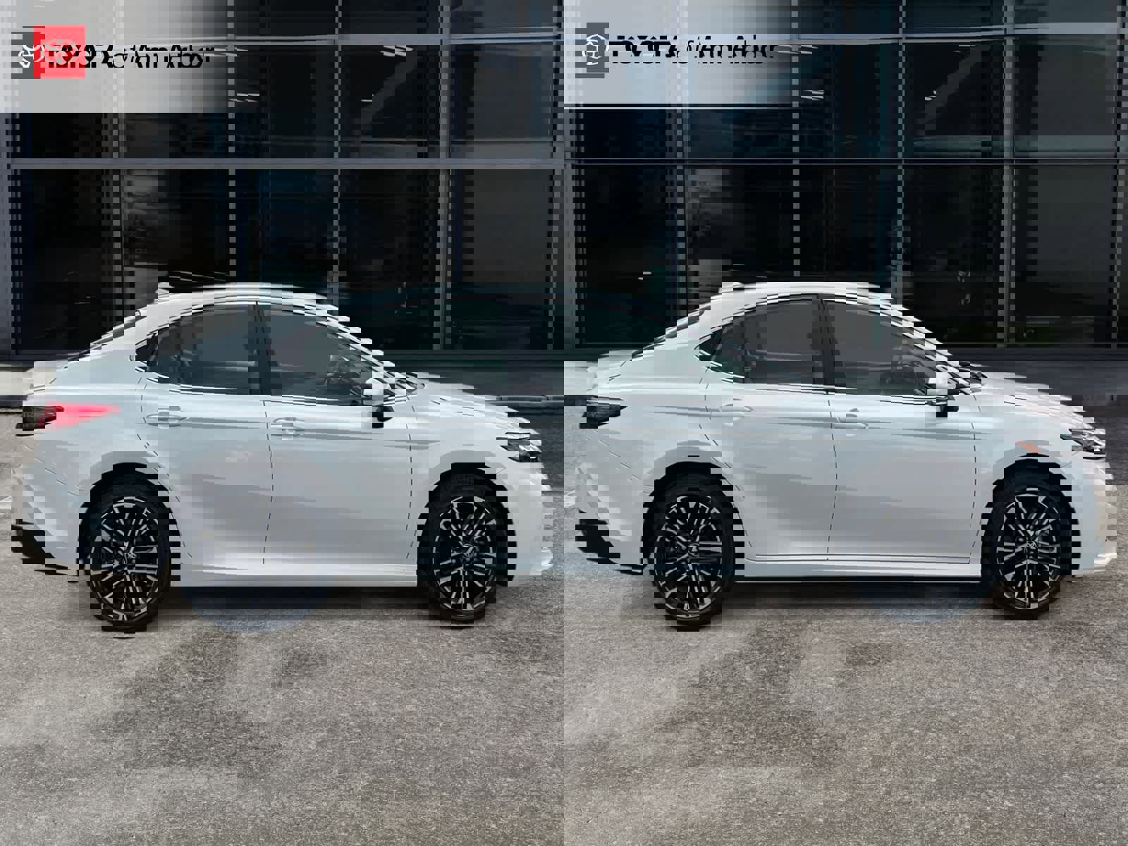 Used 2025 Toyota Camry XLE image 12