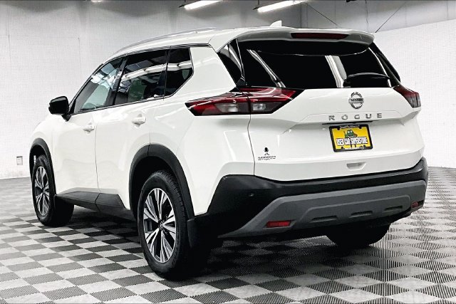 Used 2021 Nissan Rogue SV AWD/4WD image 2