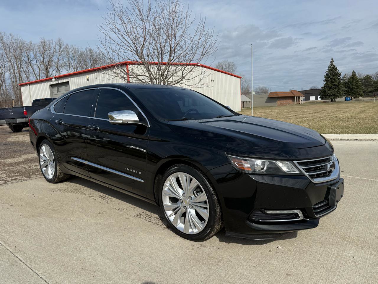 Used 2015 Chevrolet Impala LTZ image 3