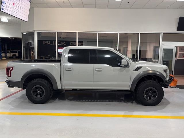 Used 2017 Ford F150 Raptor w/ Equipment Group 802A Luxury image 9