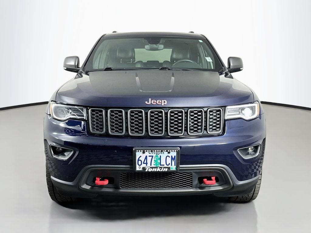 Used 2018 Jeep Grand Cherokee Trailhawk w/ Trailhawk Luxury Group AWD/4WD image 3