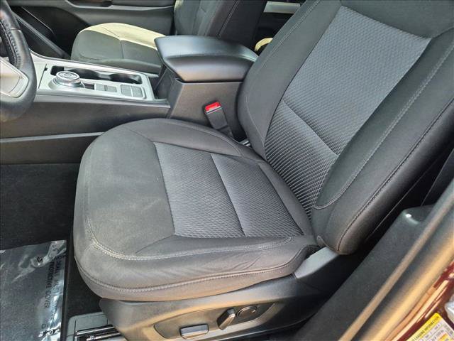 Certified 2023 Ford Explorer XLT RWD image 15