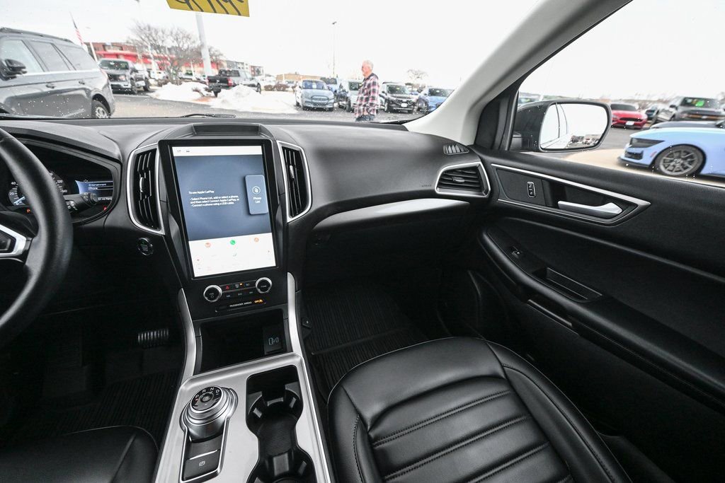 Certified 2024 Ford Edge SEL w/ Convenience Package image 31