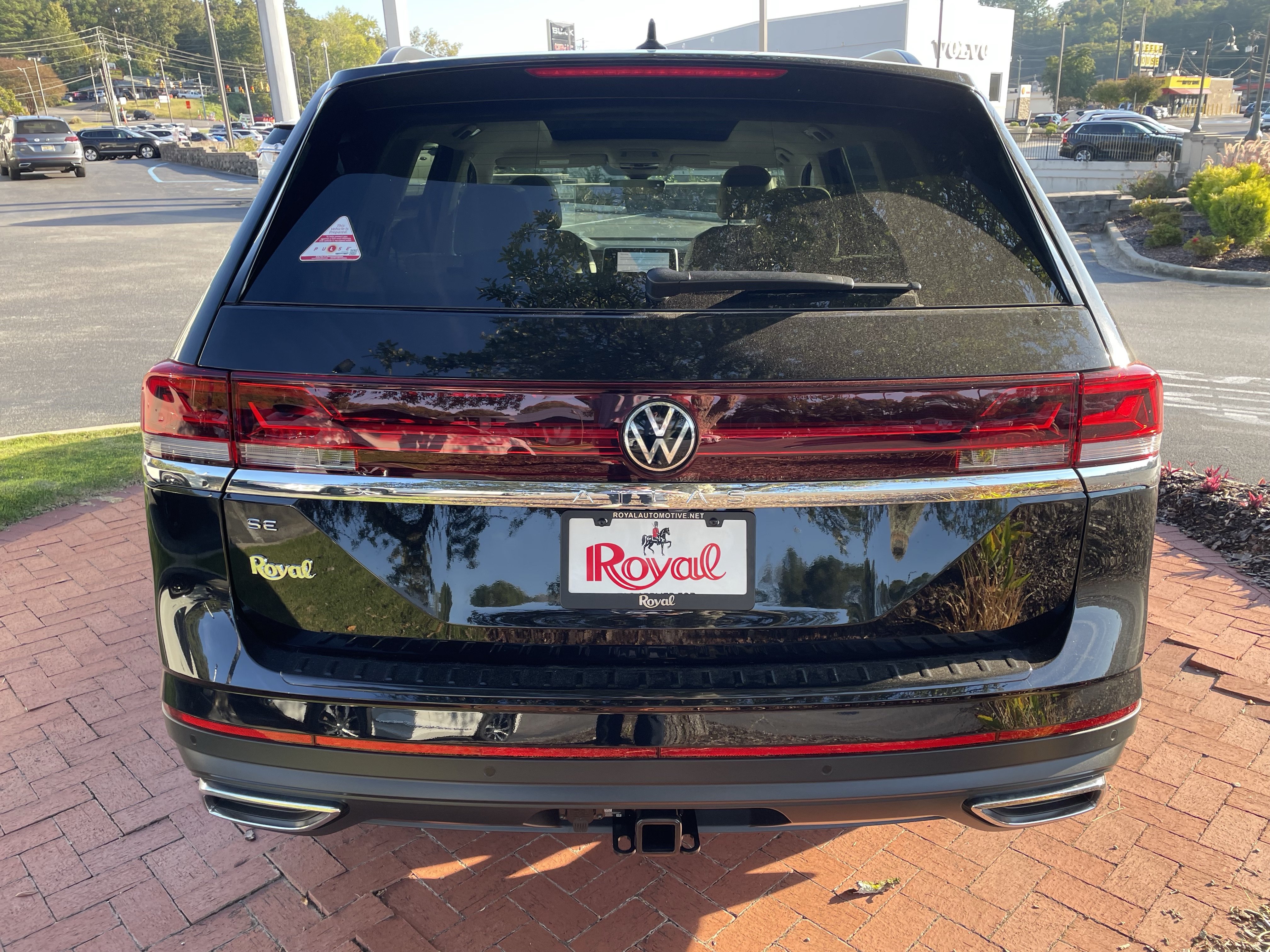 New 2026 Volkswagen Atlas SE FWD image 5