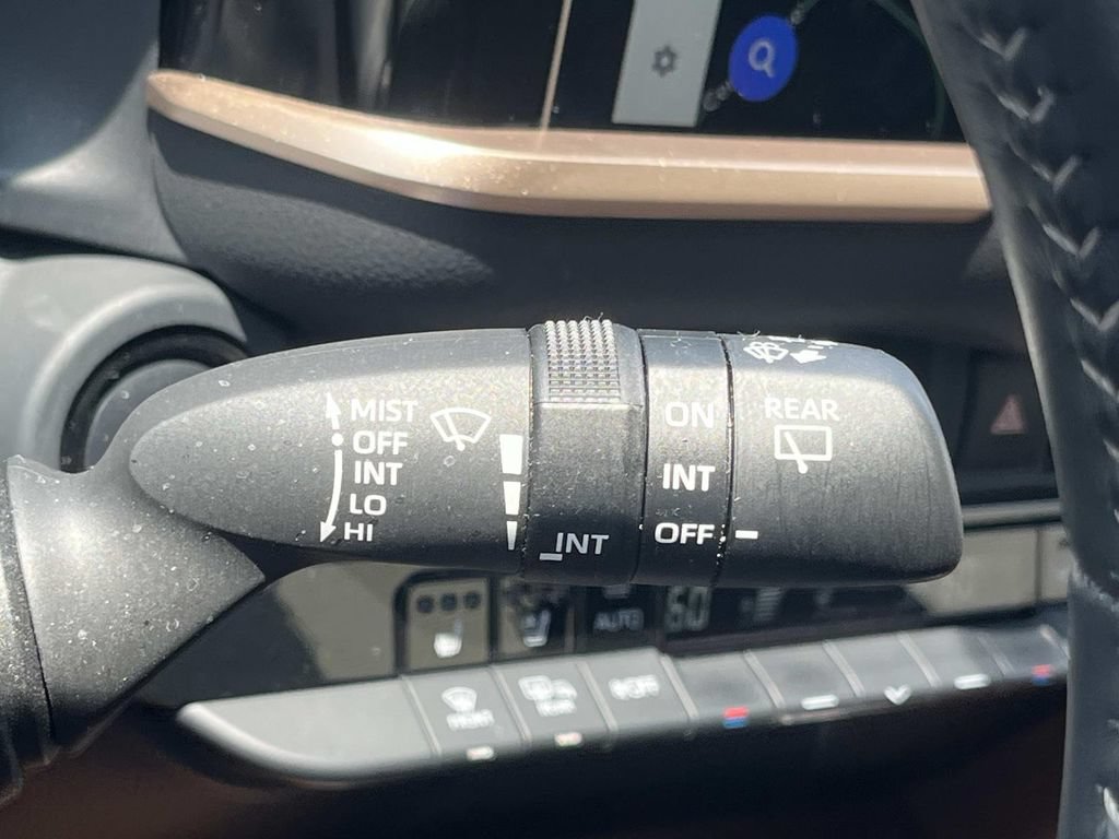 Used 2025 Toyota Crown Signia AWD/4WD image 42