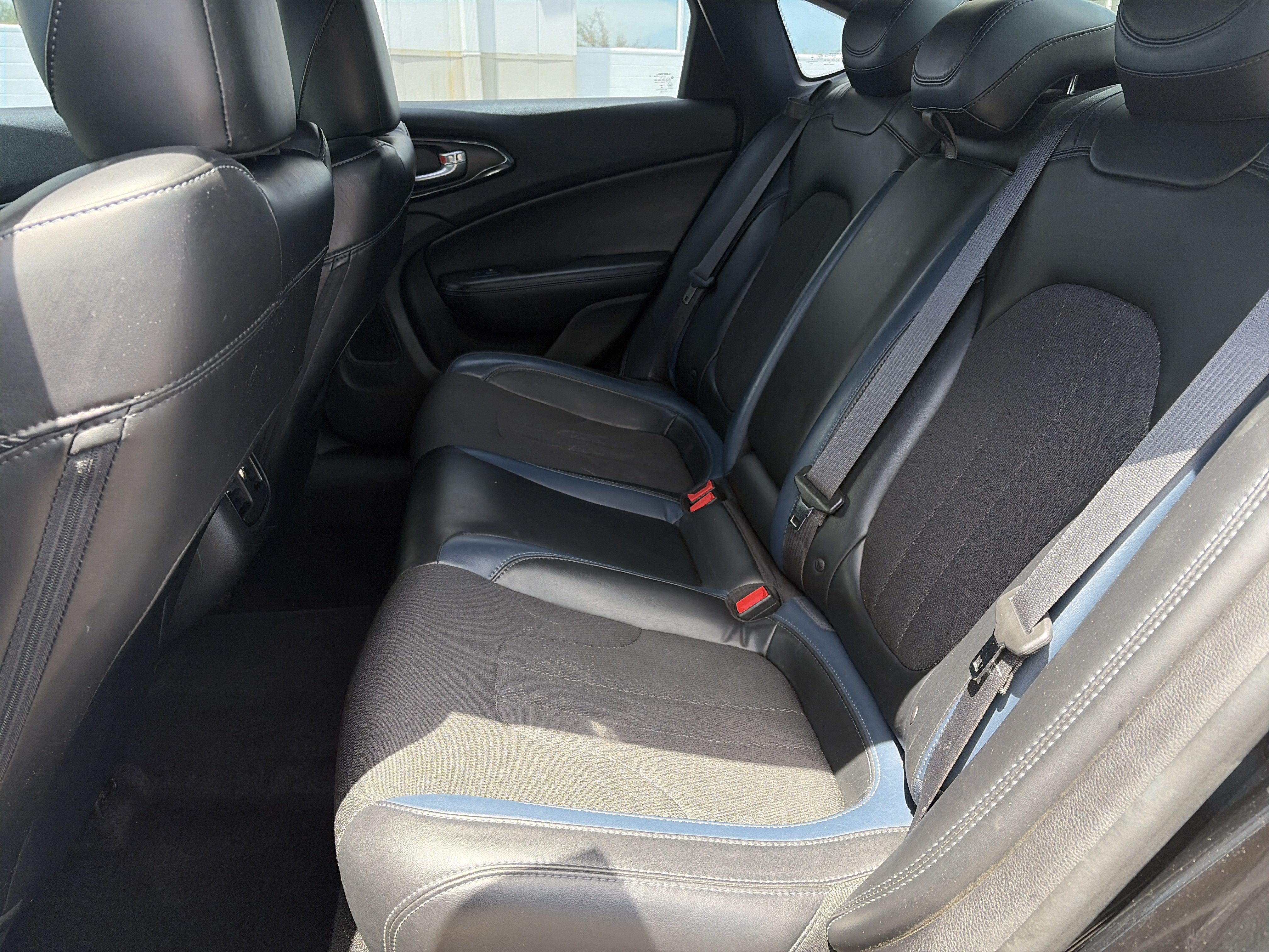 Used 2015 Chrysler 200 S w/ Navigation & Sound Group I AWD/4WD image 25