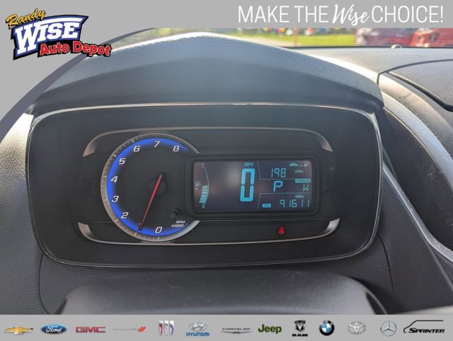 Used 2016 Chevrolet Trax LT w/ LT Sun and Sound Package FWD image 13