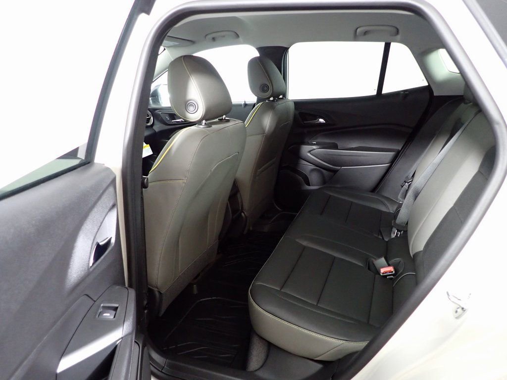 New 2026 Chevrolet Trax ACTIV image 25