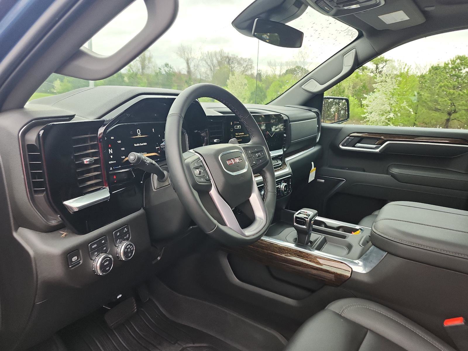 Used 2026 GMC Sierra 1500 Elevation w/ Elevation Premium Package image 13