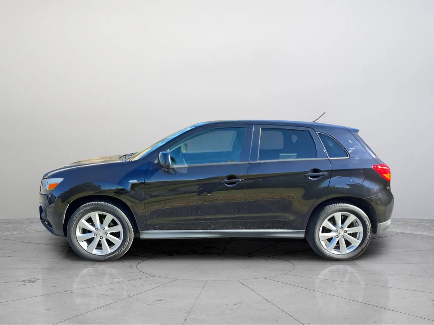 Used 2013 Mitsubishi Outlander Sport ES image 3