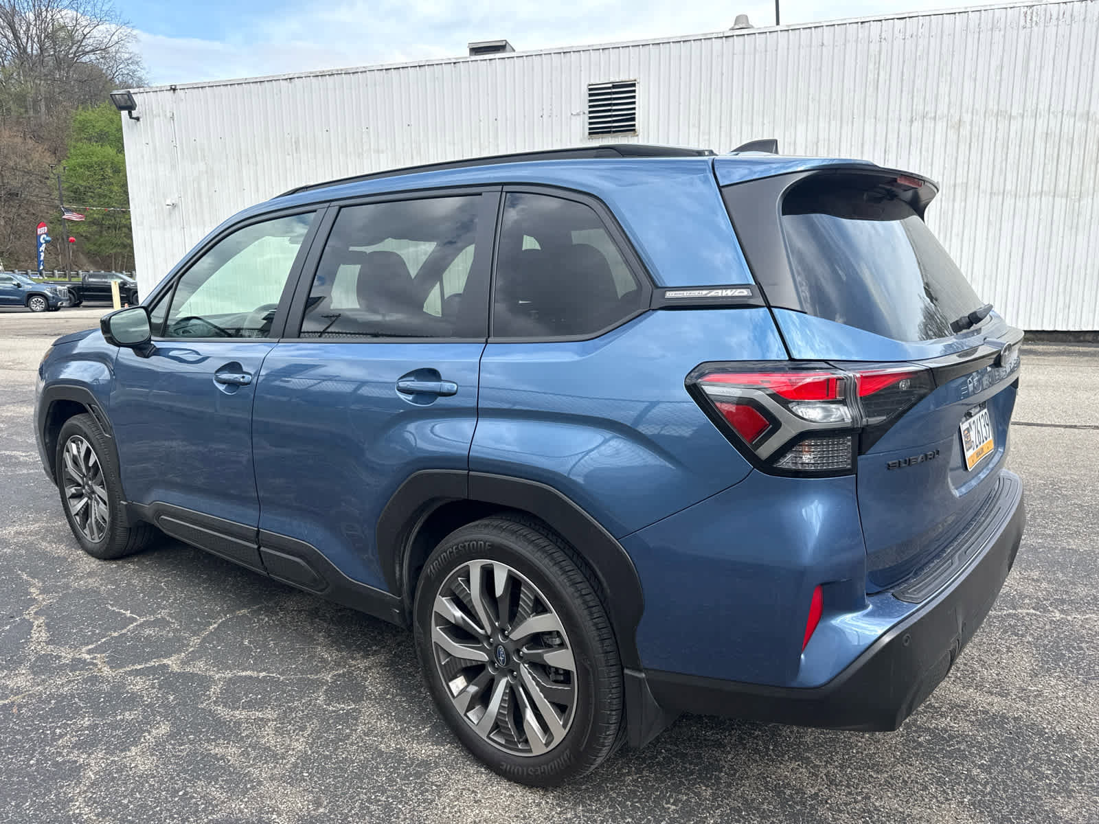 Used 2025 Subaru Forester Touring AWD/4WD image 5