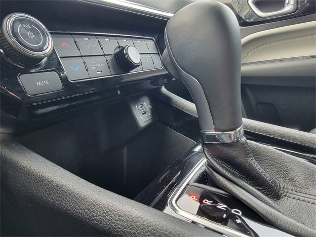 Certified 2023 Jeep Compass Limited image 30