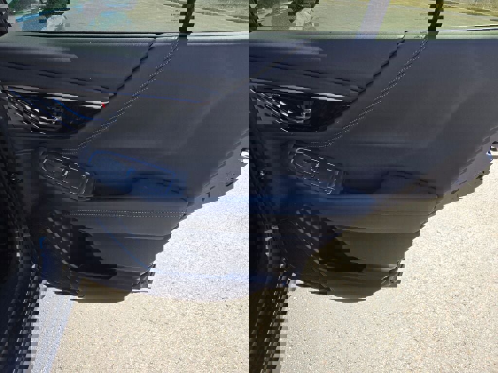 Certified 2025 Subaru Outback Touring XT w/ Popular Package #2 image 8