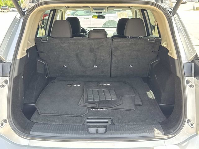 Used 2025 Nissan Rogue SV AWD/4WD image 11