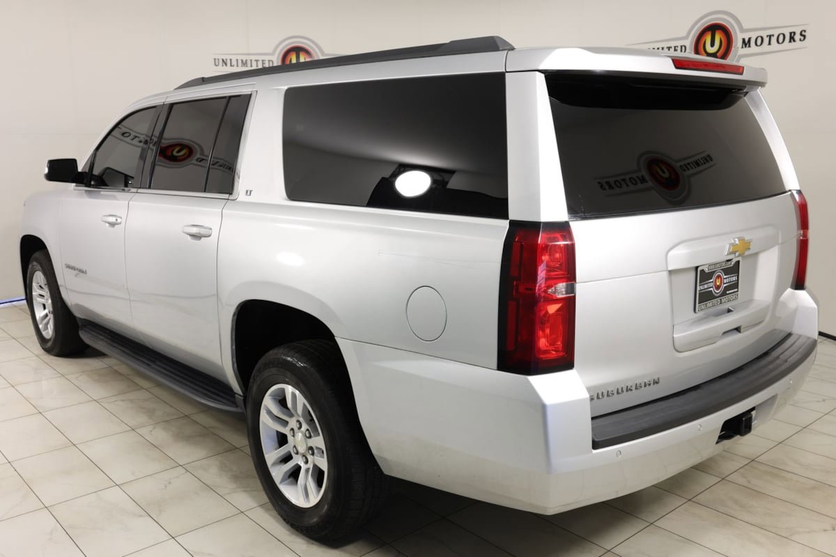 Used 2019 Chevrolet Suburban LT AWD/4WD image 4