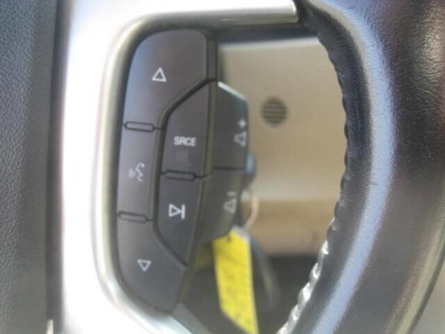 Used 2009 Suzuki XL7 Luxury image 22