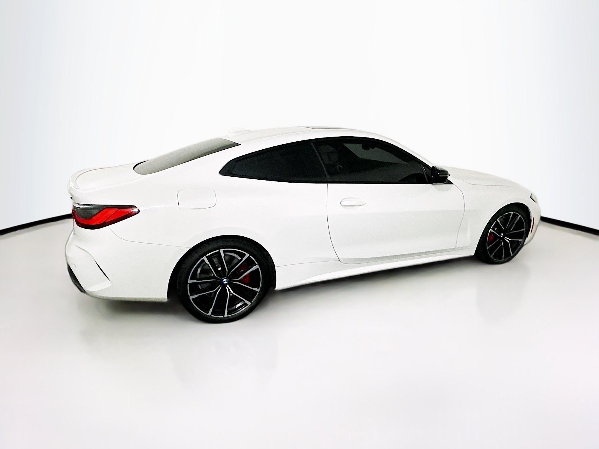 Used 2022 BMW 430i Coupe w/ M Sport Package RWD image 10