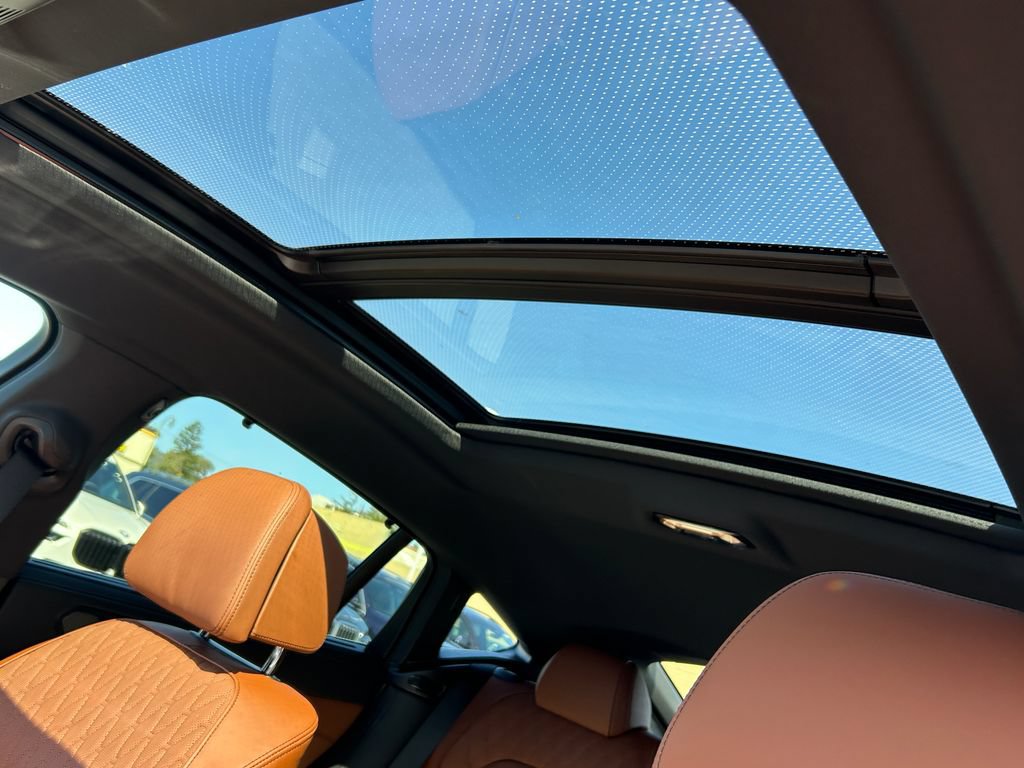 New 2027 BMW X6 M60i AWD/4WD image 17
