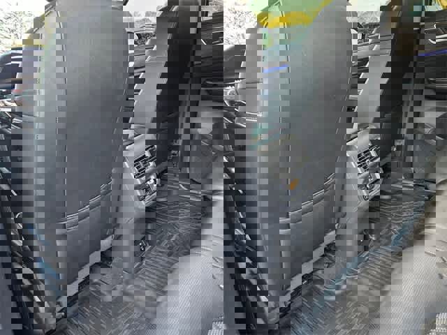 Used 2024 Volkswagen Atlas SEL Premium R-Line image 11