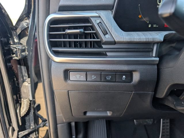 Used 2023 Kia Telluride SX AWD/4WD image 11