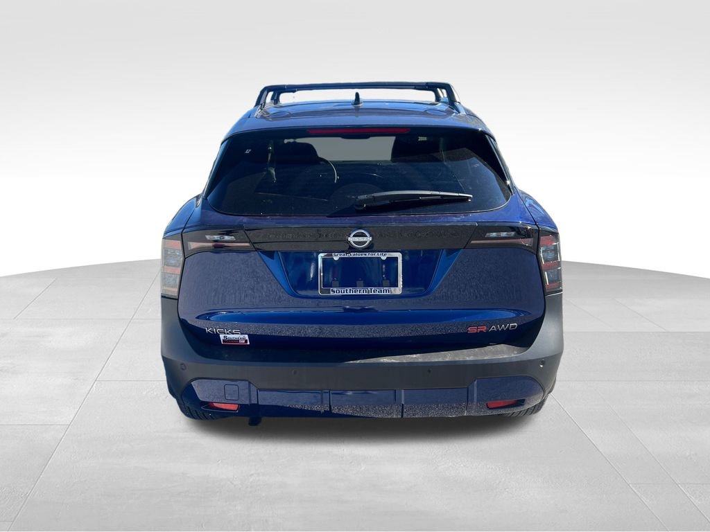 New 2026 Nissan Kicks SR w/ Cold Weather Package image 5