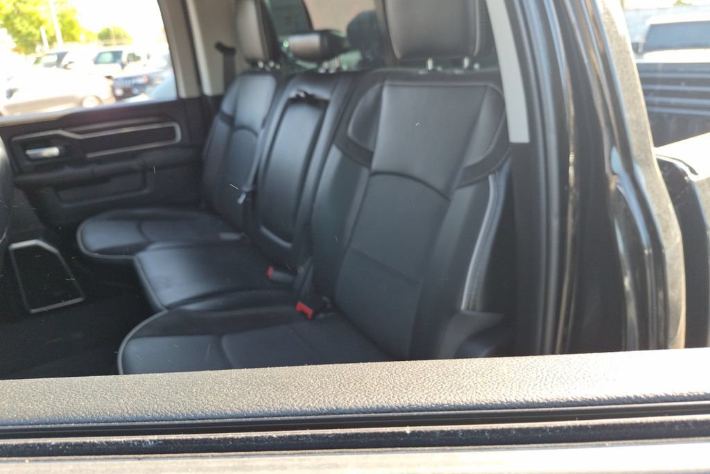 Used 2024 RAM 2500 Laramie AWD/4WD image 12