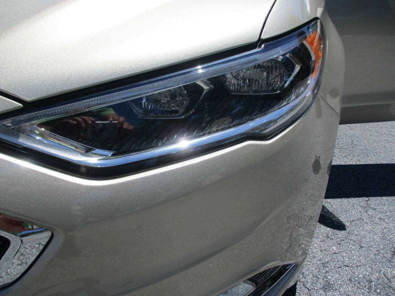 Used 2017 Ford Fusion Titanium AWD/4WD image 35