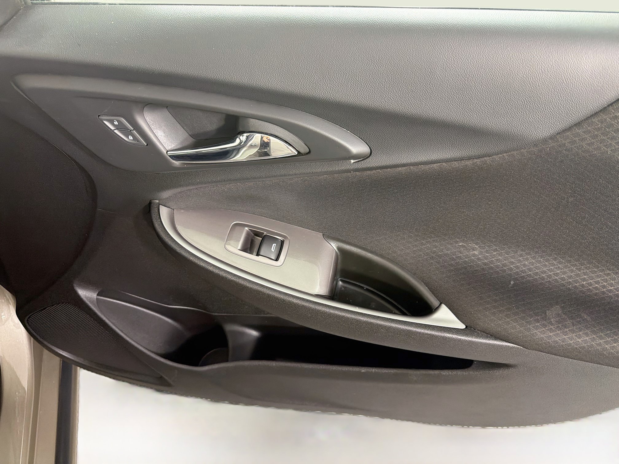 Used 2022 Chevrolet Malibu RS FWD image 29