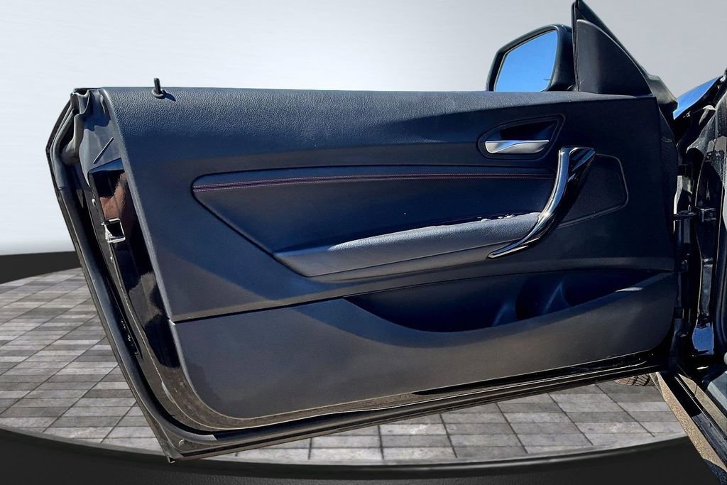 Used 2017 BMW 230i xDrive Coupe image 16