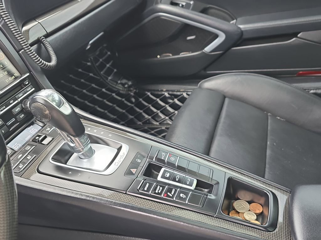 Used 2015 Porsche 911 Turbo S image 22