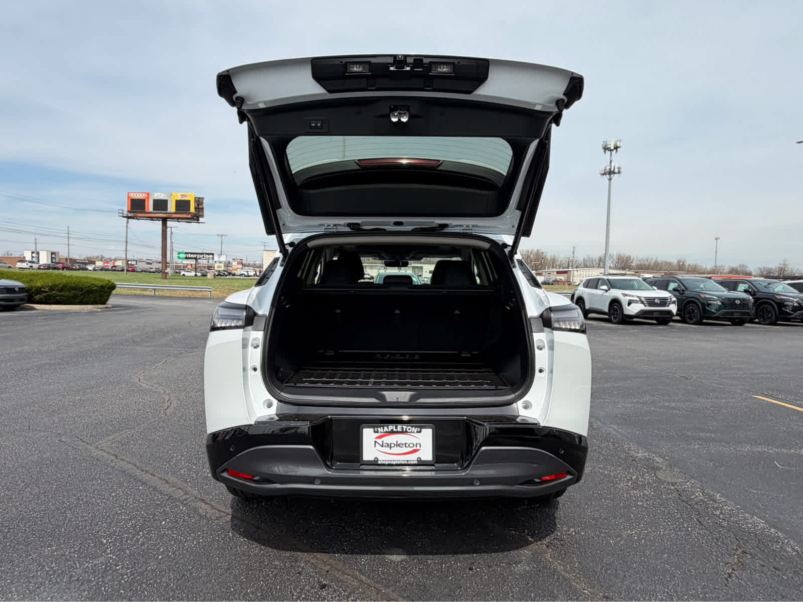 New 2026 Nissan Murano Platinum w/ Cargo Package AWD/4WD image 7