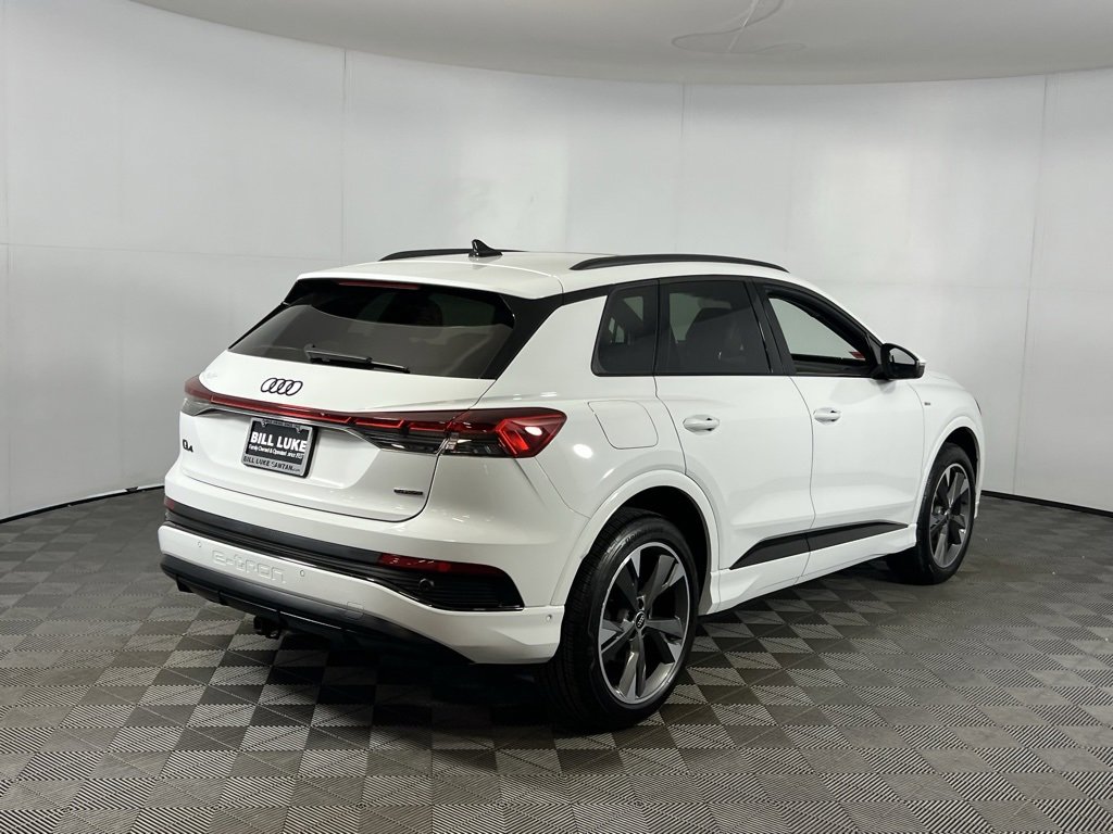 Used 2024 Audi Q4 e-tron Premium Plus w/ Premium Plus image 7