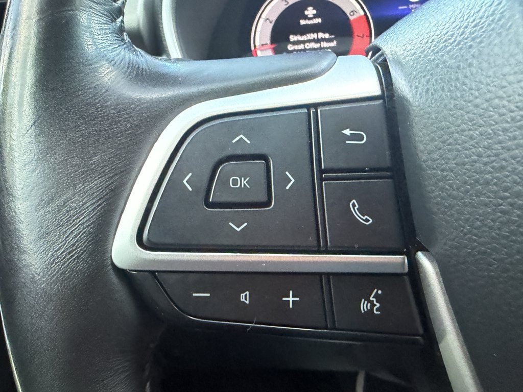 Used 2023 Toyota Highlander Limited FWD image 35