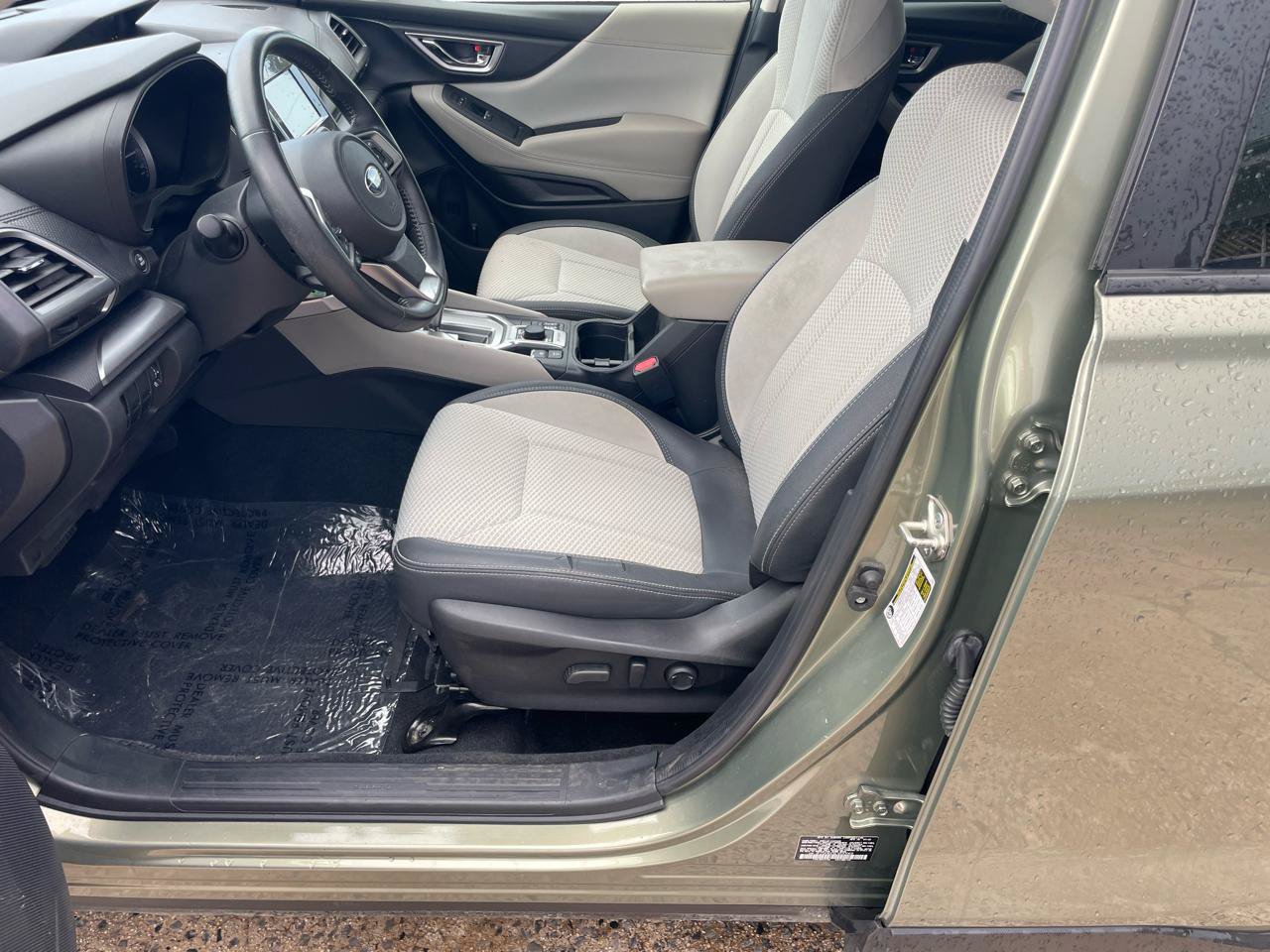 Used 2020 Subaru Forester Premium AWD/4WD image 24