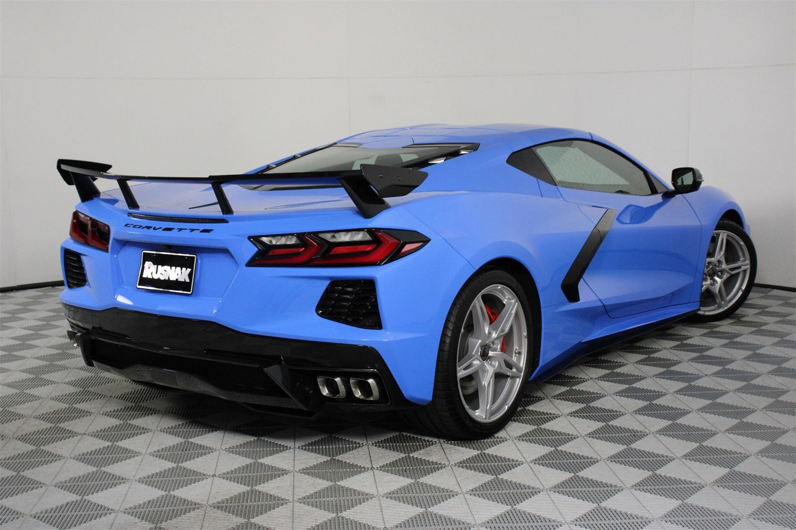 Used 2023 Chevrolet Corvette Stingray Coupe w/ Z51 Performance Package image 4