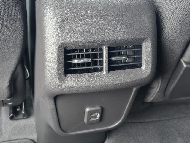 Used 2023 GMC Terrain SLE image 28