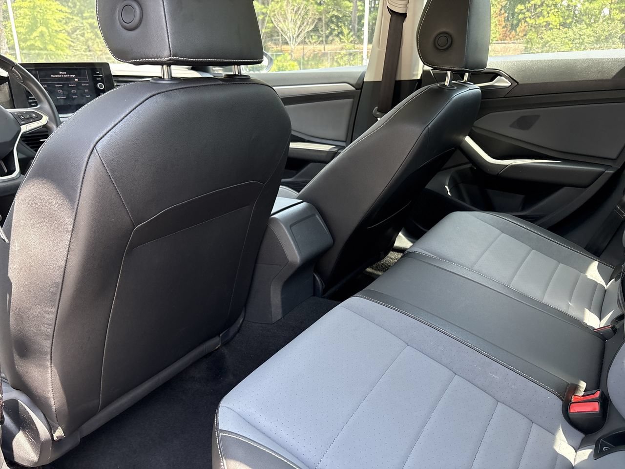 Used 2025 Volkswagen Jetta SE FWD image 20