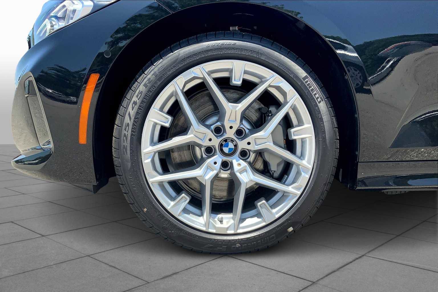 Used 2025 BMW 330i Sedan w/ Convenience Package image 11