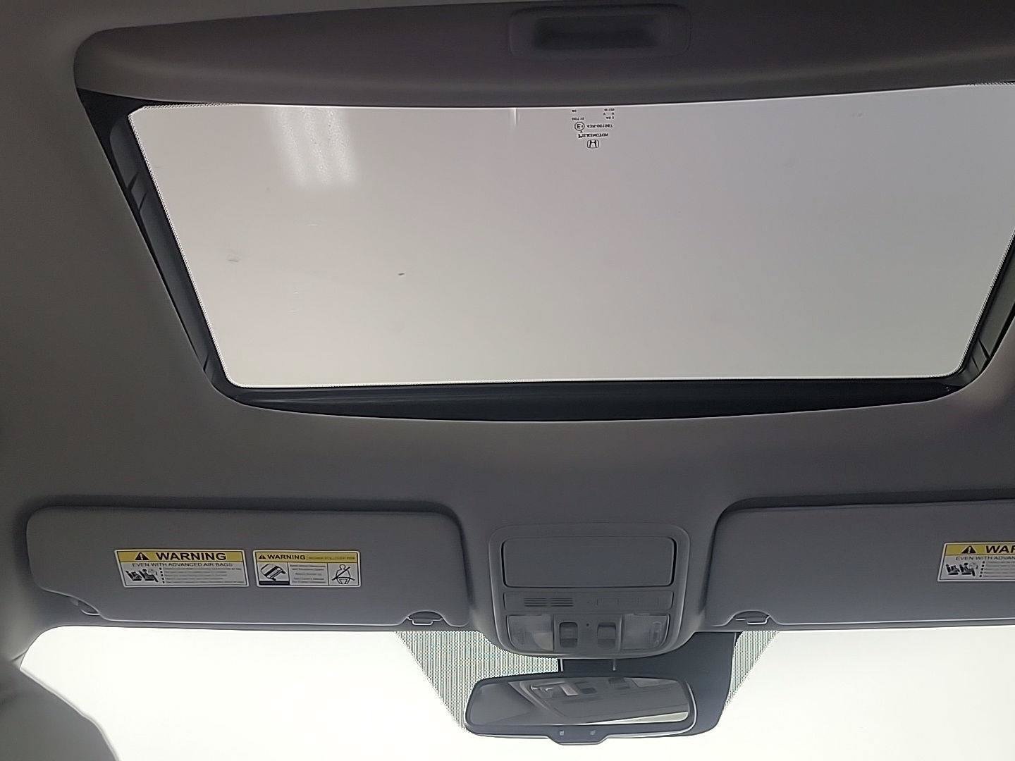 Certified 2017 Honda Pilot Touring image 22